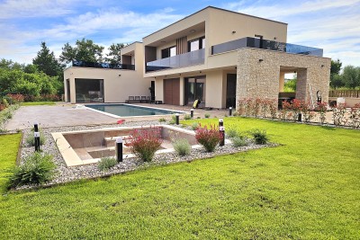 Moderna vila u okolici Poreča, na mirnoj lokaciji
