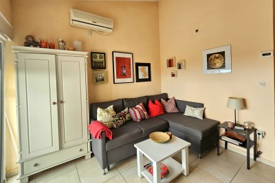 Stan na prodaju u Novigradu – 54,35 m² s pogledom na more