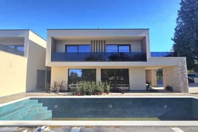 Moderna vila u okolici Poreča, na mirnoj lokaciji