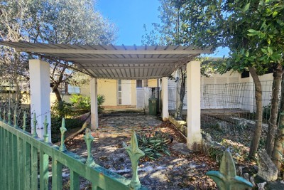 Ekskluziva! Kuća u nizu u Svetom Pelegrinu, Umag – 160 m od mora